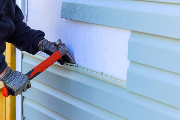 Reliable Emergency Siding Repair contractor in Marysville, WA by Squared Siding